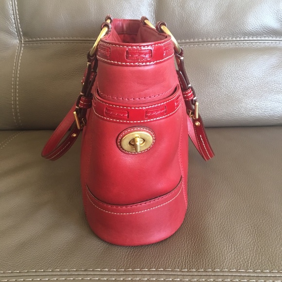 Coach Red Leather Tote Shoulder Bag - Picture 6 of 8